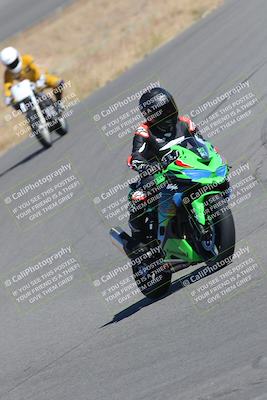 media/Nov-12-2023-Classic Track Days (Sun) [[11f17acb81]]/Group 3/session 2 turn 9/